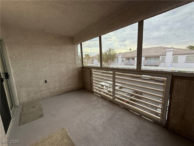 Building Photo - 4555 E Sahara Ave
