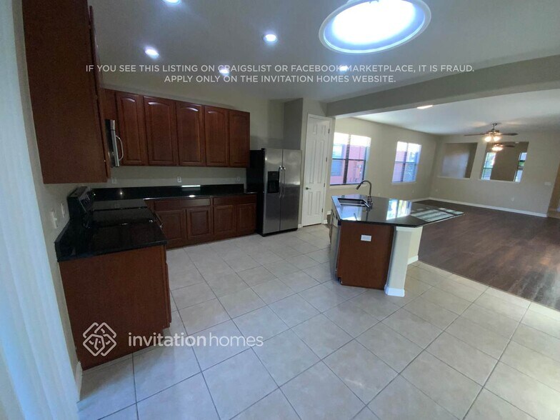 Building Photo - 610 Fiorella Ct