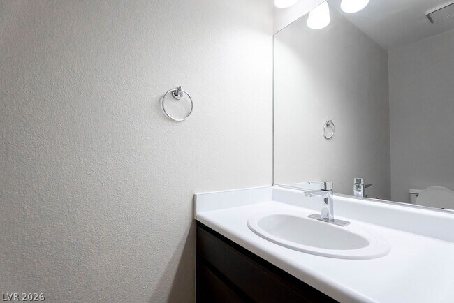 Building Photo - 8217 Diamond Star Ct