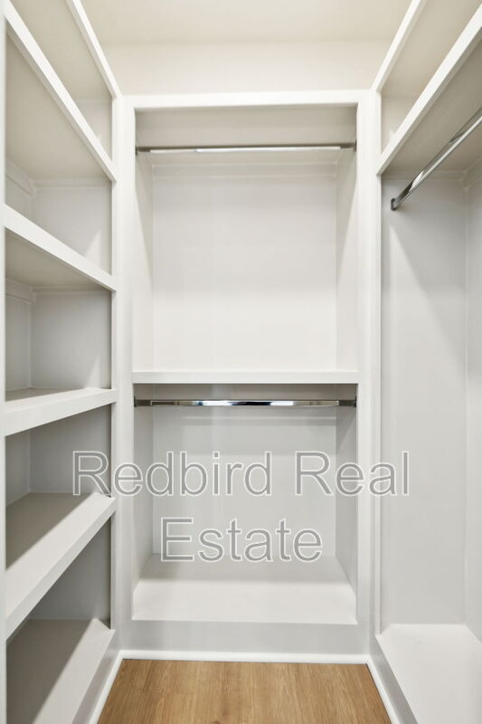 Building Photo - 2109 23rd Ave N