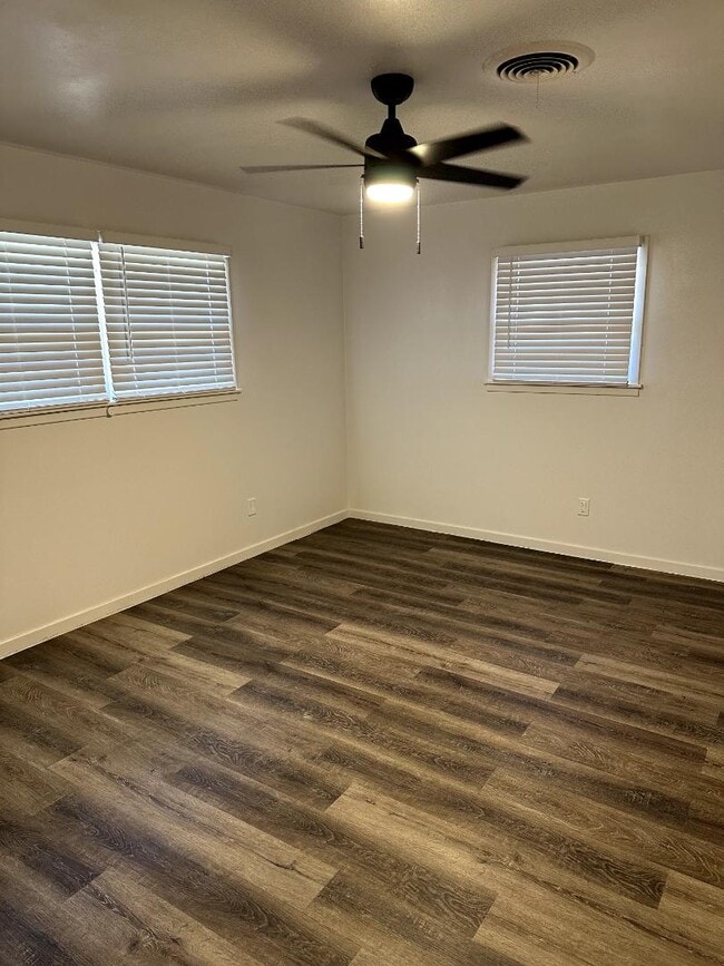 Building Photo - 5006 11th St