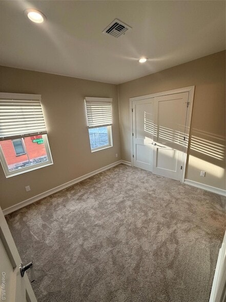 Building Photo - 122 Greenwich Ave