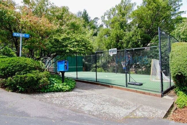 Building Photo - 40 Seafirth Rd