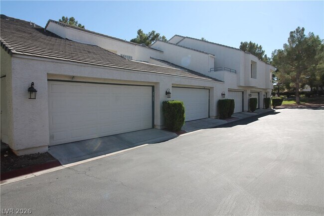 Building Photo - 2748 Lodestone Dr