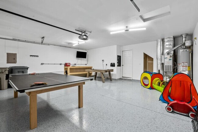 Building Photo - 3912 E Clear Springs Dr.