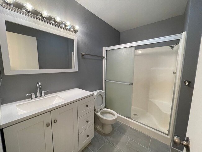 Building Photo - Mesa Circle Drive Townhouse with Loft!