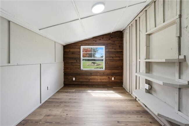 Building Photo - 2656 Jackson Trail Rd