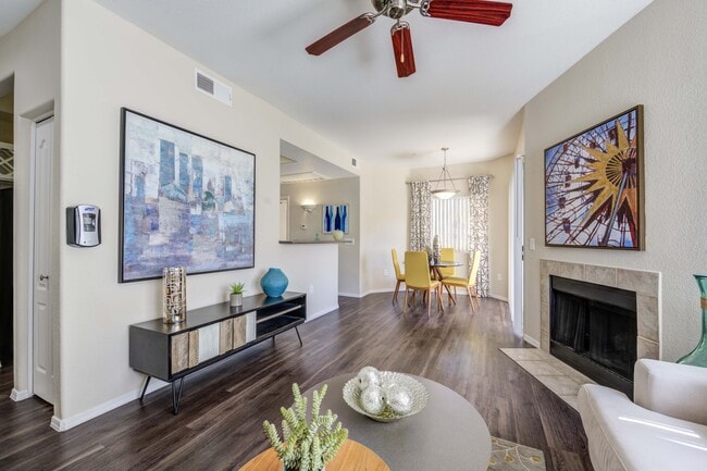 Interior Photo - Tresa at Arrowhead