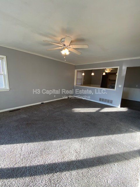 Building Photo - 2349 Clark Ave