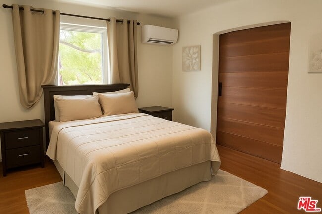 Building Photo - 522 Westminster Ave