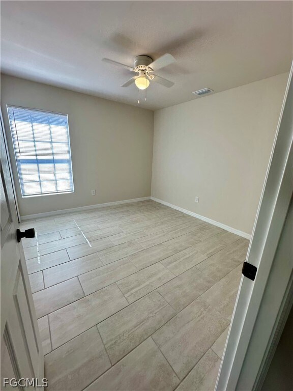 Building Photo - 3821 SW 9th Ave