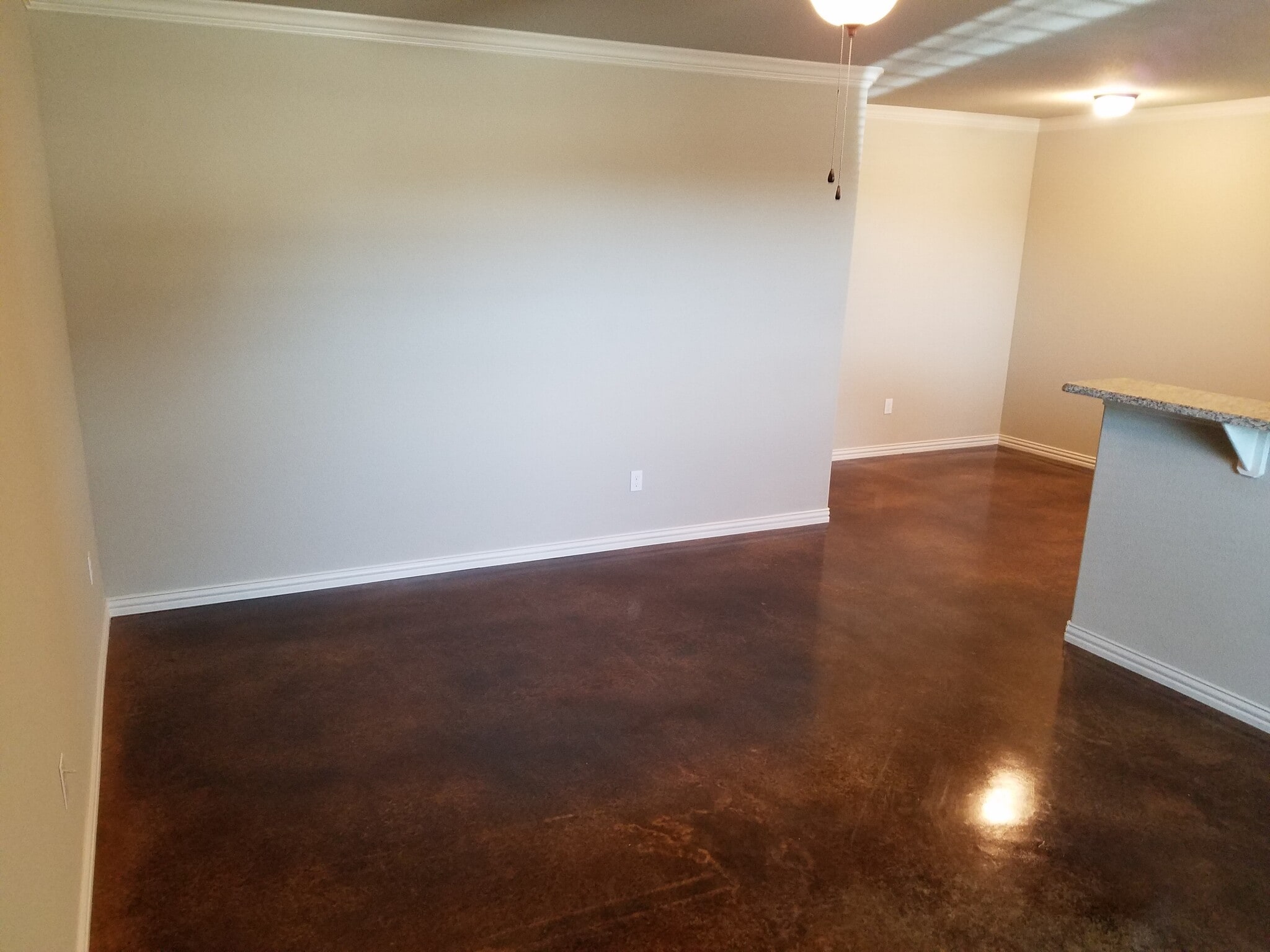 Building Photo - 105 Crossfire Ct