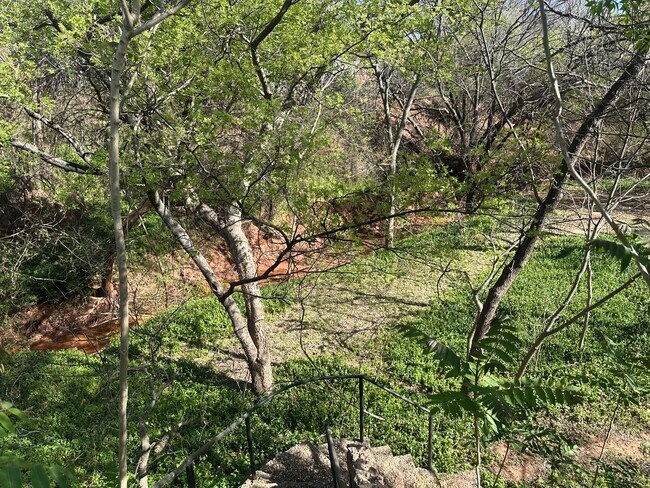 Building Photo - Cottage on Elm Creek;  fully furnished, all bills paid!