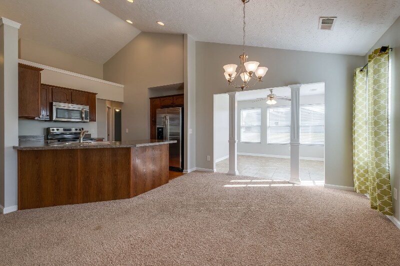 Building Photo - 103 Blossom Ct