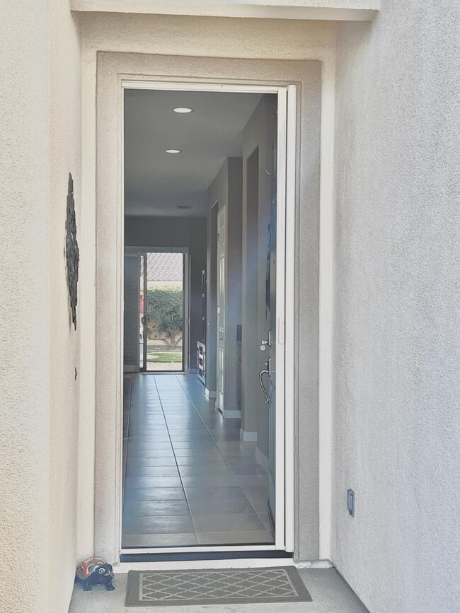 Building Photo - 40759 Calle Guapo