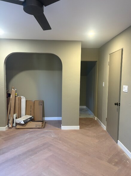 Building Photo - 3608 Wilshire Terrace