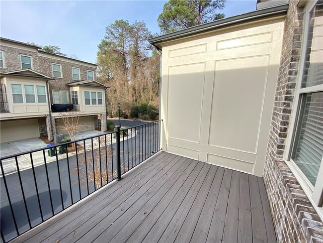Building Photo - 2418 Gatebury Cir