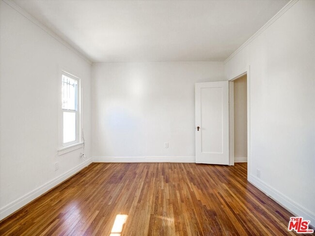 Building Photo - 243 N Berendo St