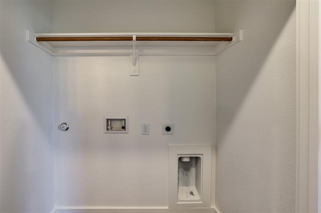 Building Photo - 657 Blackland dr