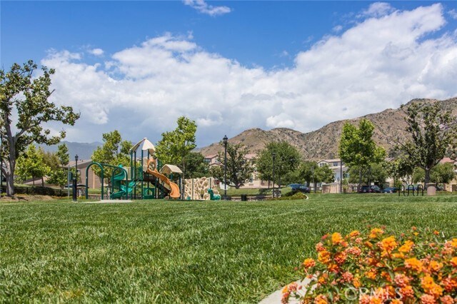 Building Photo - 861 Orchid Way