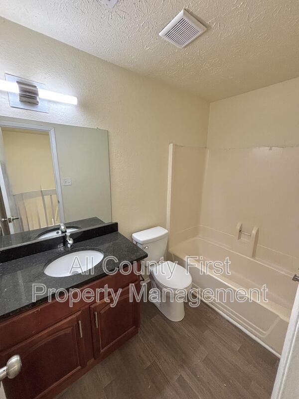 Building Photo - 3054 Destin Cir