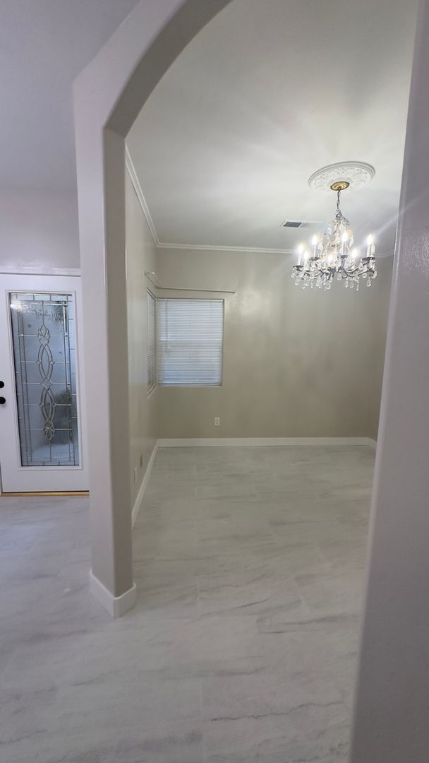 Building Photo - 7118 Rhone Dr