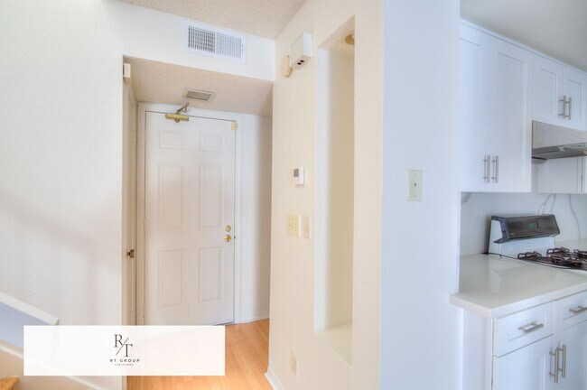Building Photo - 15748 Tetley St