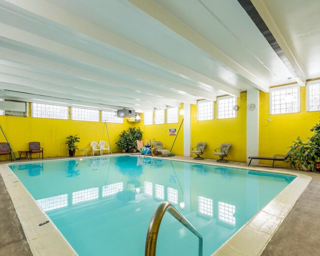 Building Photo - 1265 Race St