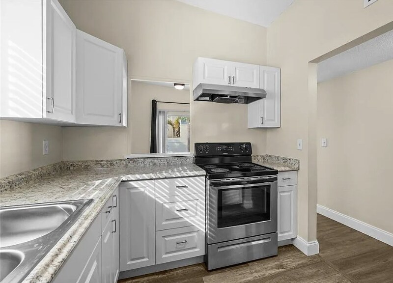 Building Photo - 5720 Gallatin Ln