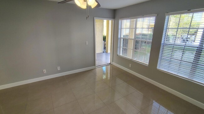 Building Photo - 6331 La Costa Dr