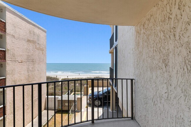Building Photo - 1425 S Ocean Blvd