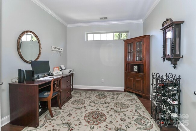 Building Photo - 115 Brawley Point Cir