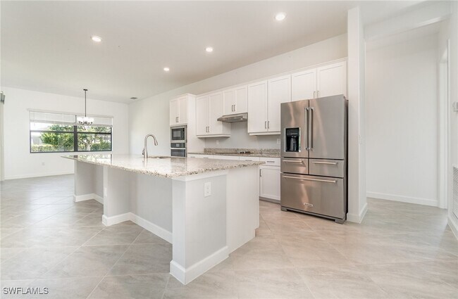 Building Photo - 11664 Canopy Loop