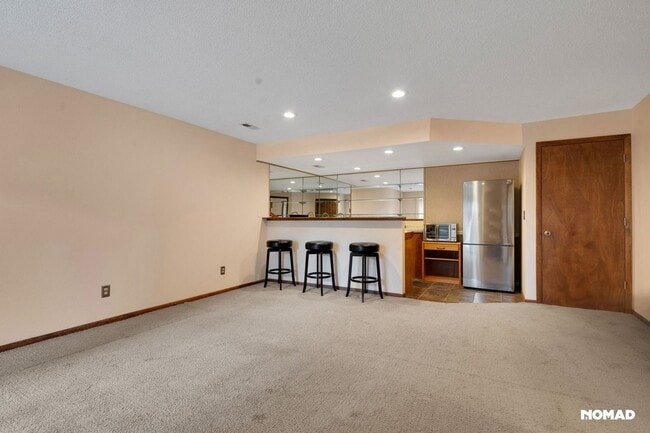 Building Photo - Charming 1BR Townhome in Lakewood
