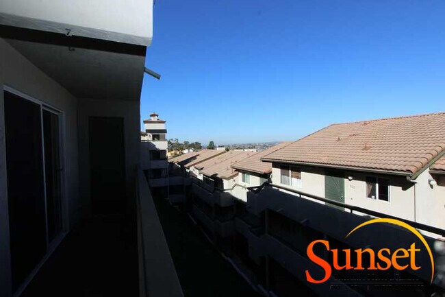 Building Photo - 4790 Arizona St