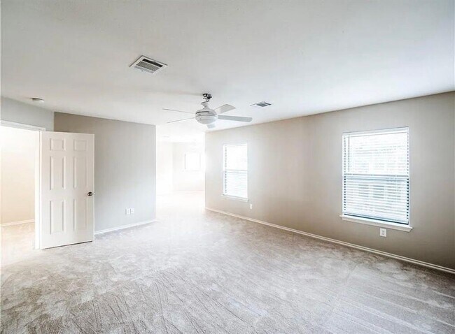 Building Photo - 1173 Forest Bluff Trail