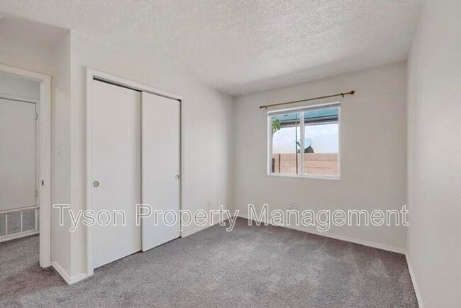 Building Photo - 3408 Elder Meadows Dr NE