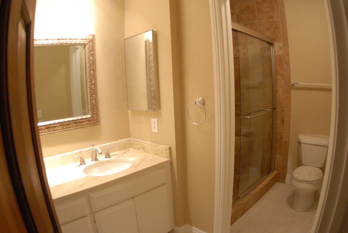 Bath with Extra Large Shower - 4705 Kester Ave