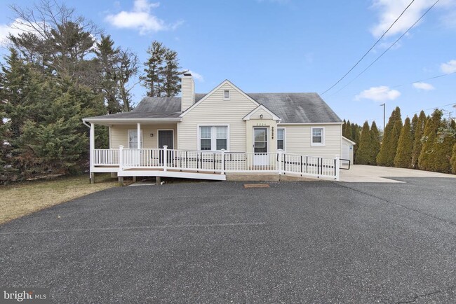 Building Photo - 2224 Old Emmorton Rd