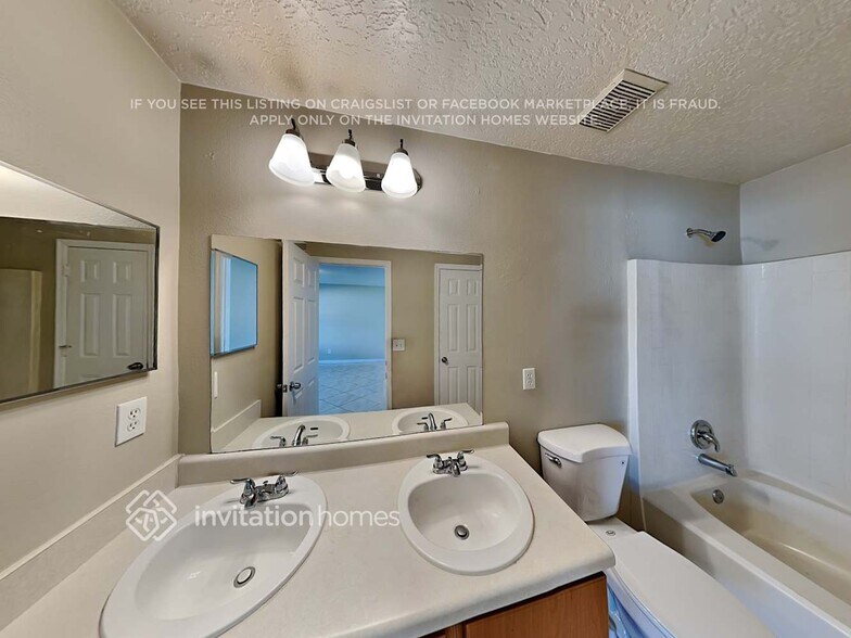 Building Photo - 13028 Ruidosa Loop