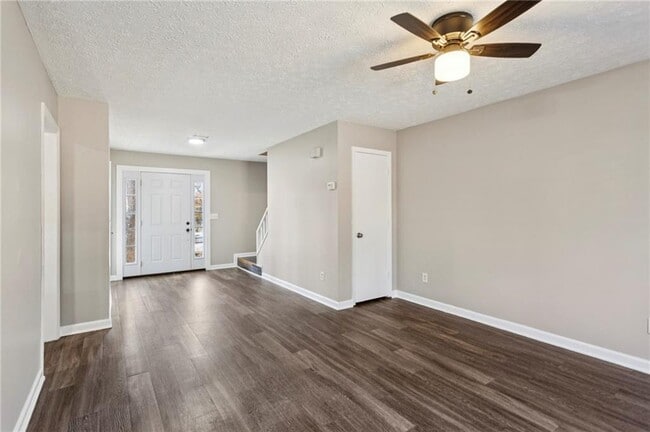 Building Photo - 752 Barnes Mill Trace NE