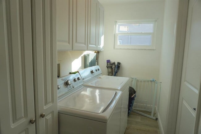 Building Photo - 293 Monte Cristo Blvd