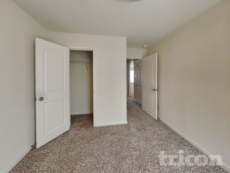 Building Photo - 111 Switchback Hl Rd