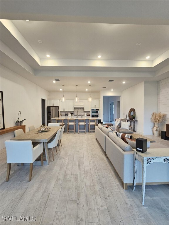 Building Photo - 25629 Shoreline Gaze Dr