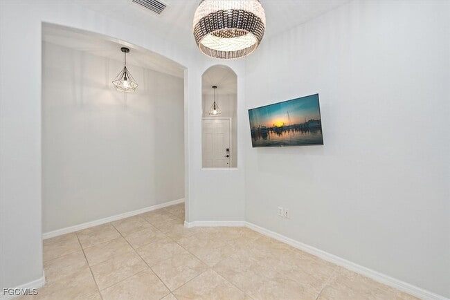 Building Photo - 21379 Bella Terra Blvd