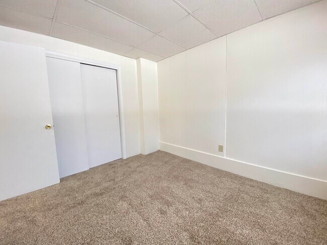 Building Photo - 3861 Brown Ave