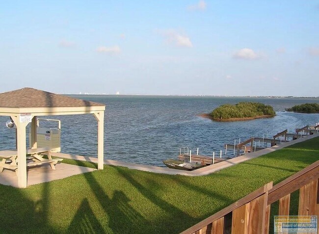 Building Photo - 77 Santa Isabel Blvd