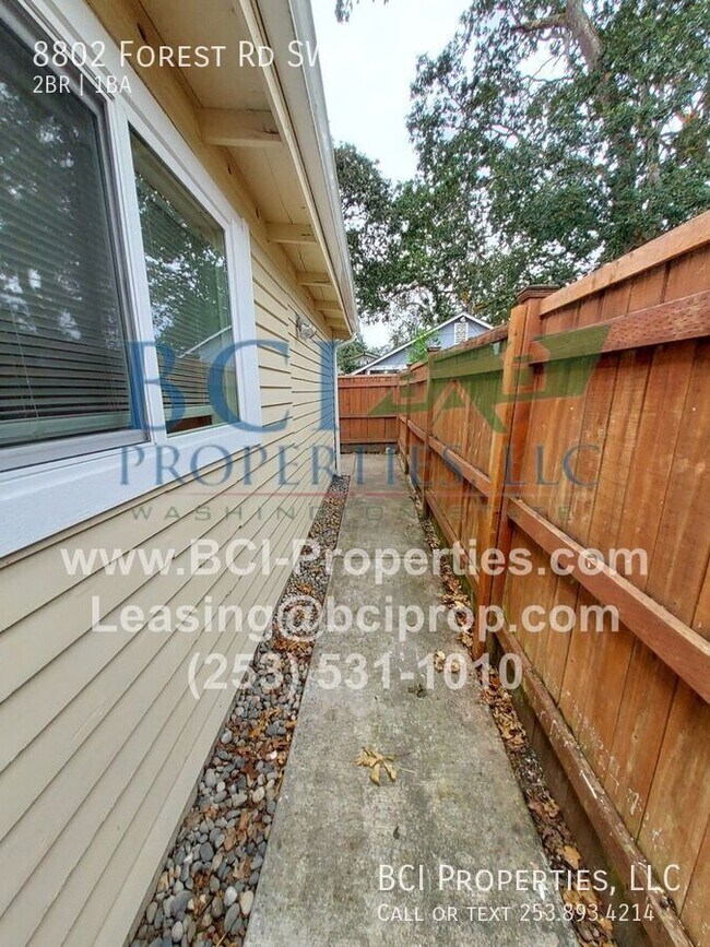 Building Photo - 8802 Forest Rd SW