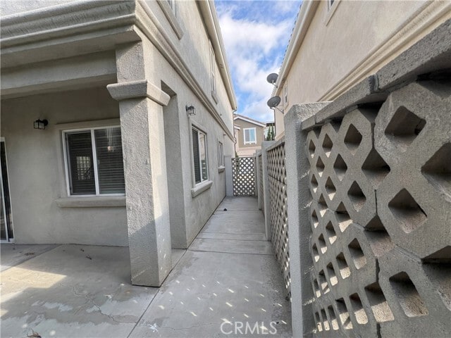 Building Photo - 13746 Cordary Ave