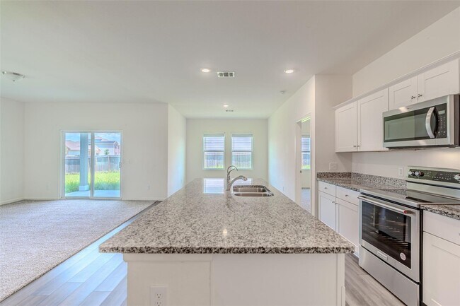 Building Photo - 6307 Highland Hts Dr